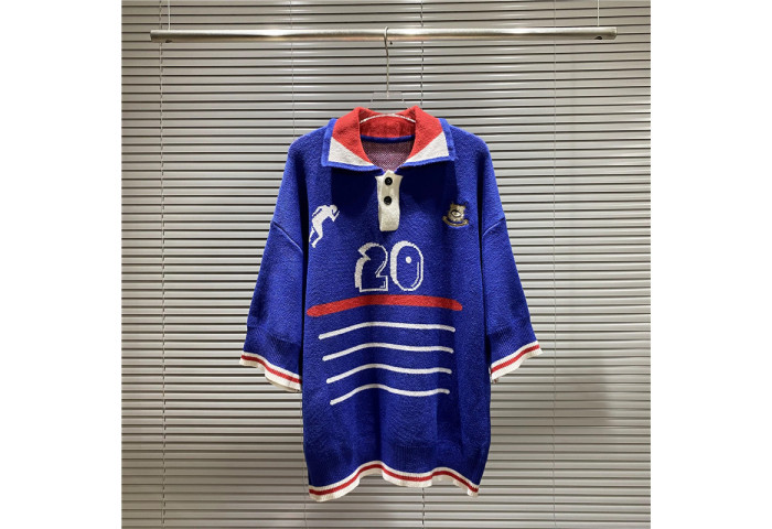 House of errors sweater MAO-2