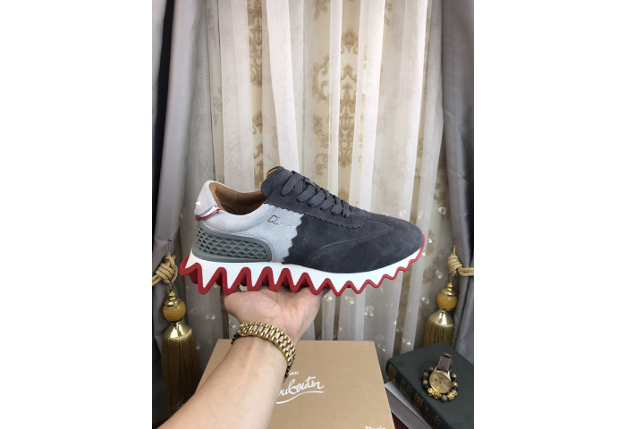 CHRISTIAN LOUBOUT1N Loubishark man (CUSTOMIZE)