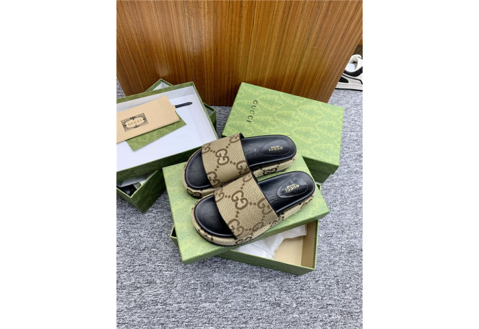 GC WOMEN''S GG SLIDE (EU35-EU42)