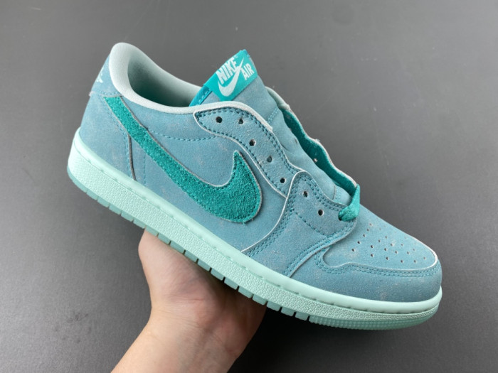 Jordan 1 Retro Low OG Washed Teal HQ8111-300