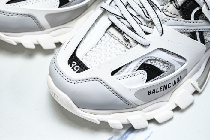 belanciaga track W3AD39812