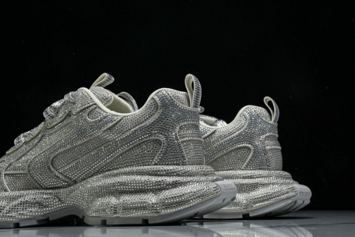BLCG RUNNER SNEAKER (crystal)