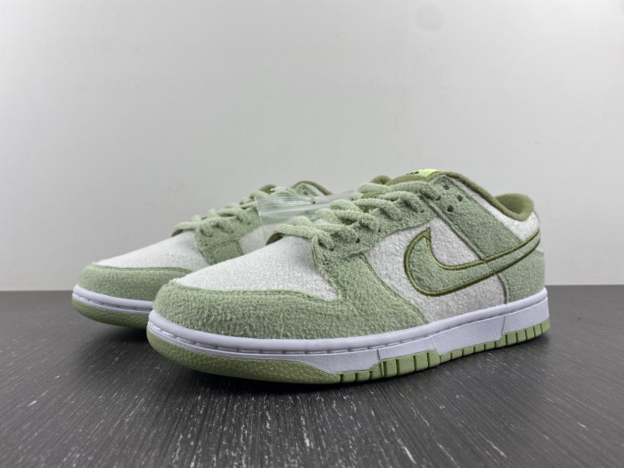 nike dunk low fleece green dq7579-300