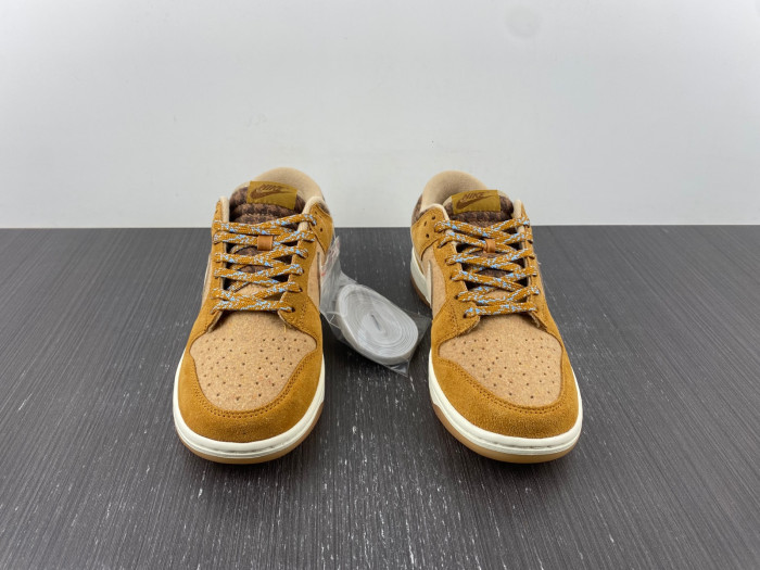 nike dunk low teddy bear dz5350-288