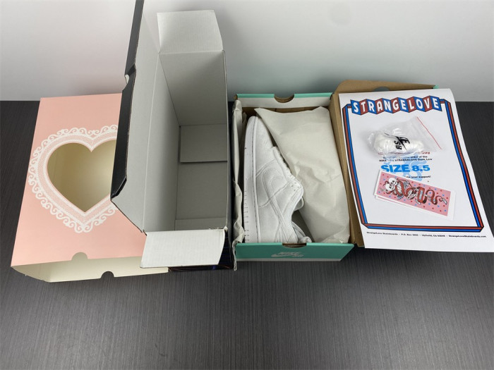 dover street market nike dunk low dh2686-100