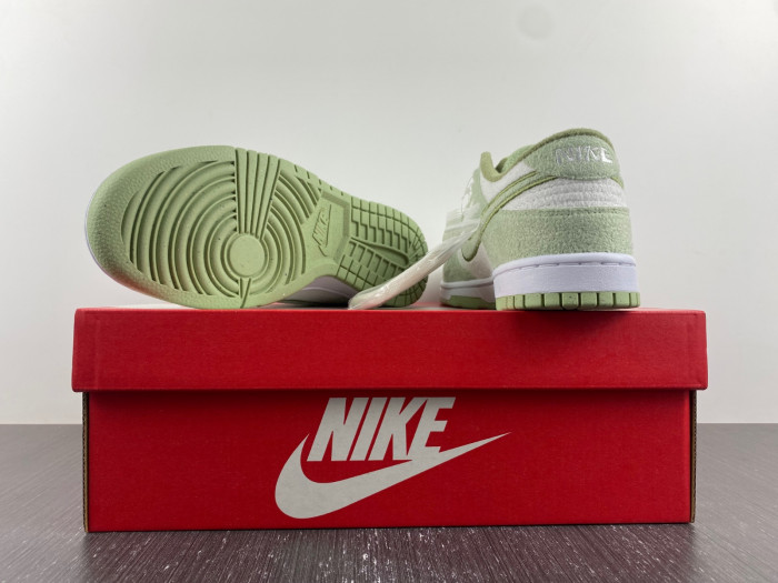 nike dunk low fleece green dq7579-300