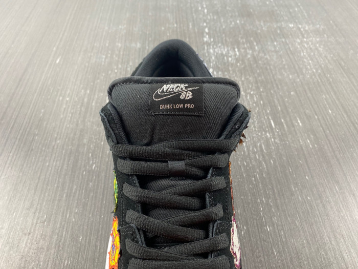 neckF**e x nike sb dunk low dq4488-001