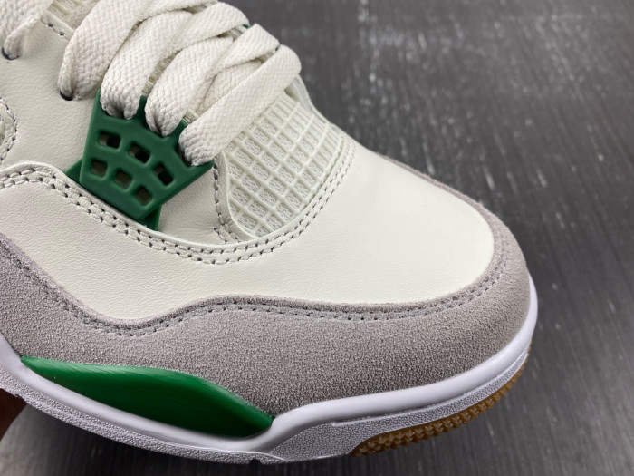 air jordan 4 retro sb pine green dr5415-103