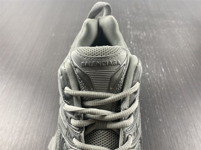 BLC* DEFENDER SNEAKER