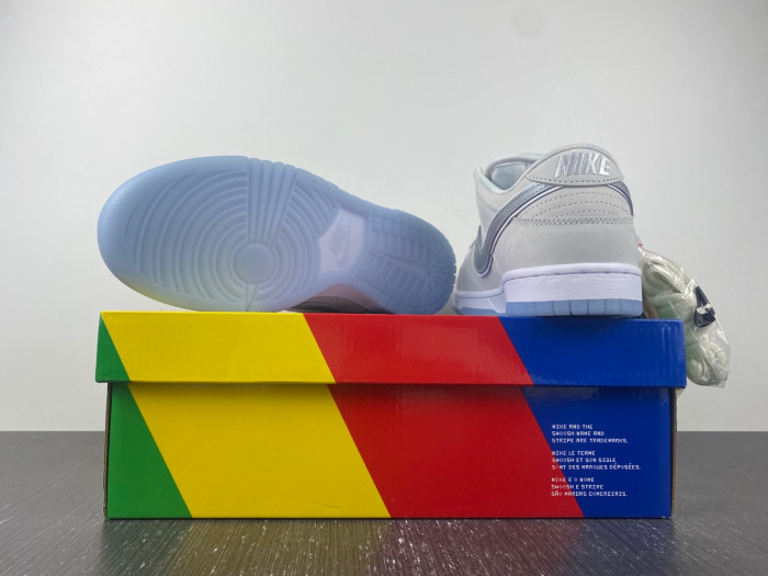 concepts x nike sb dunk low "white lobster" fd8776-100