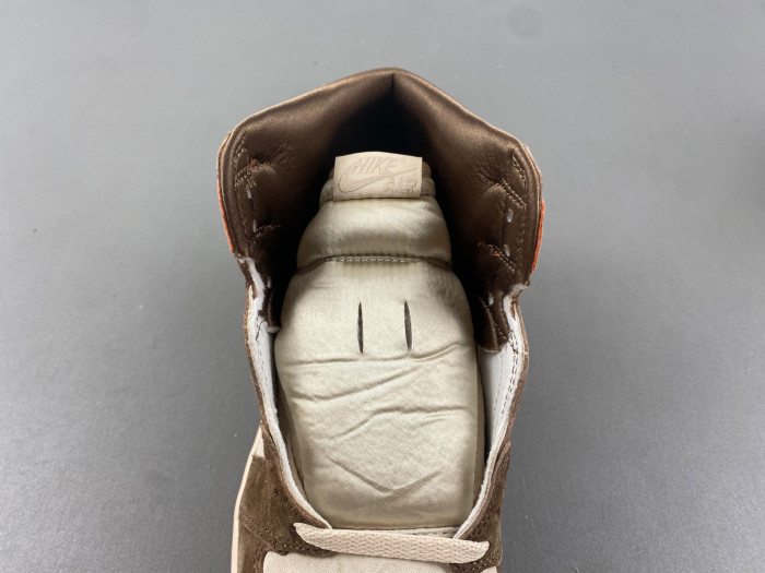 Air Jordan 1 High OG “Dusted Clay” FQ2941-200