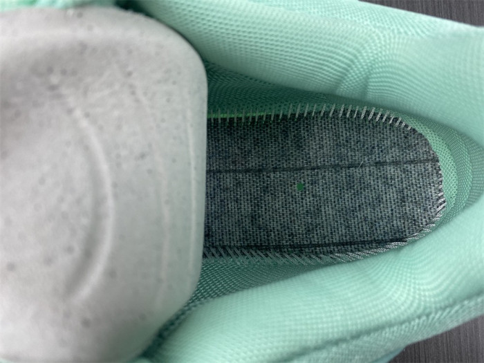 blc* triple s trainer