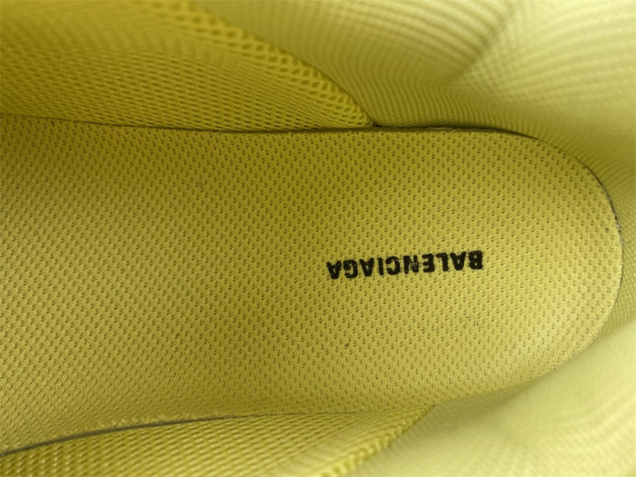 blc* triple s trainer