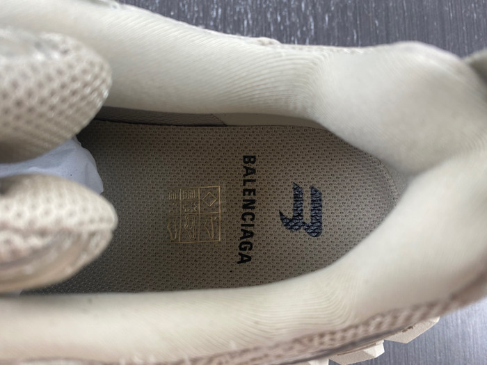 BLC* DEFENDER SNEAKER