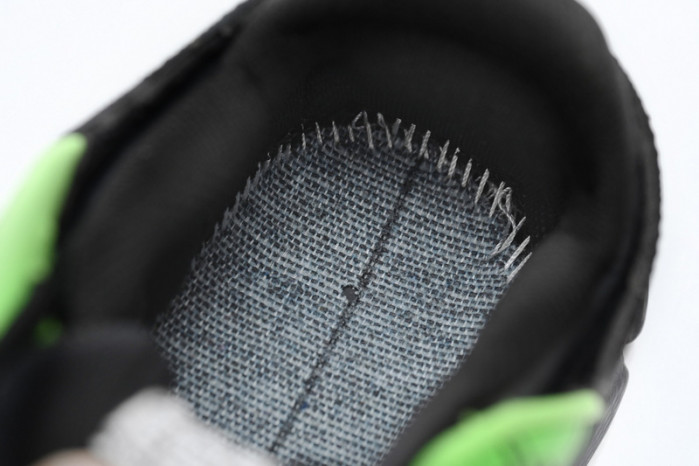 Ba*len*cia*ga track 2 sneaker black green 568614 w2gn3 1086