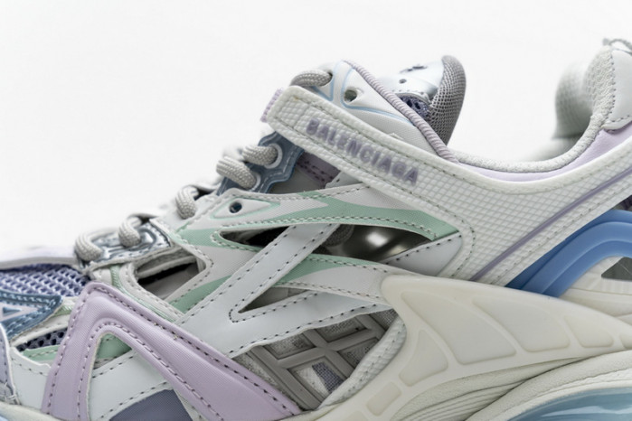 Ba*len*cia*ga track 2 sneaker white light blue 568615 w2gn3 9045
