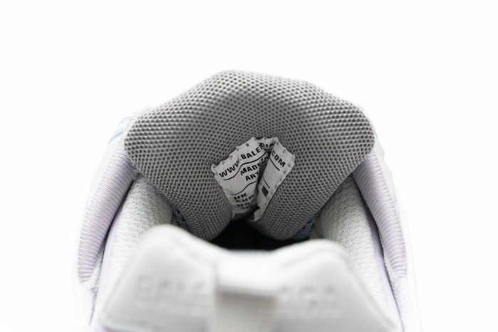 Ba*len*cia*ga track 2 sneaker white light blue 568615 w2gn3 9045