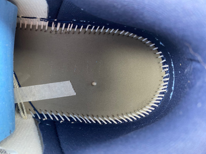 Air Jordan 1 Low R CZ0790-400