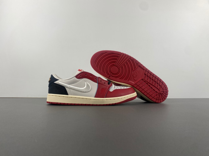 Trophy Room x Air Jordan 1 Low OG “Rookie Card: Home” HV6157-100