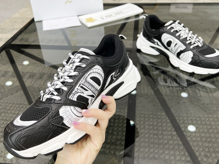 Dior Chrono Sneaker