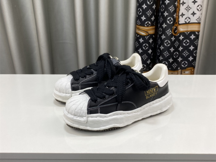 Ma*s*n mihara yasuhiro low-top sneakers mmy-026