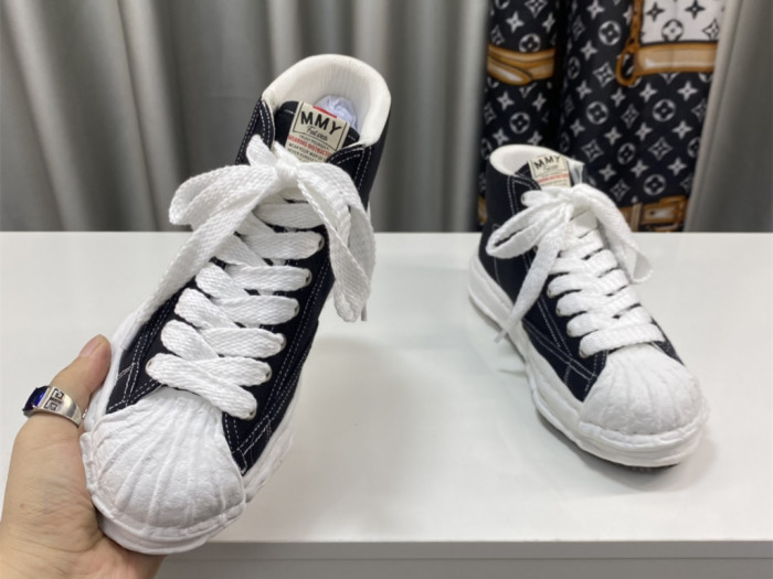 Ma*s*n mihara yasuhiro high-top sneakers mmy-018
