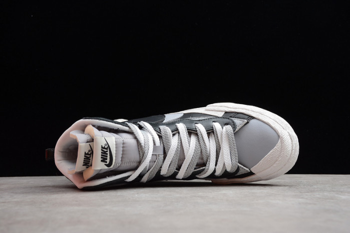 nike blazer mid sacai black grey bv0072-002