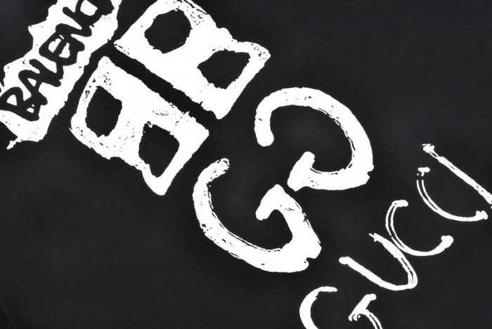 G*u*i x balenc1aga t-shirt