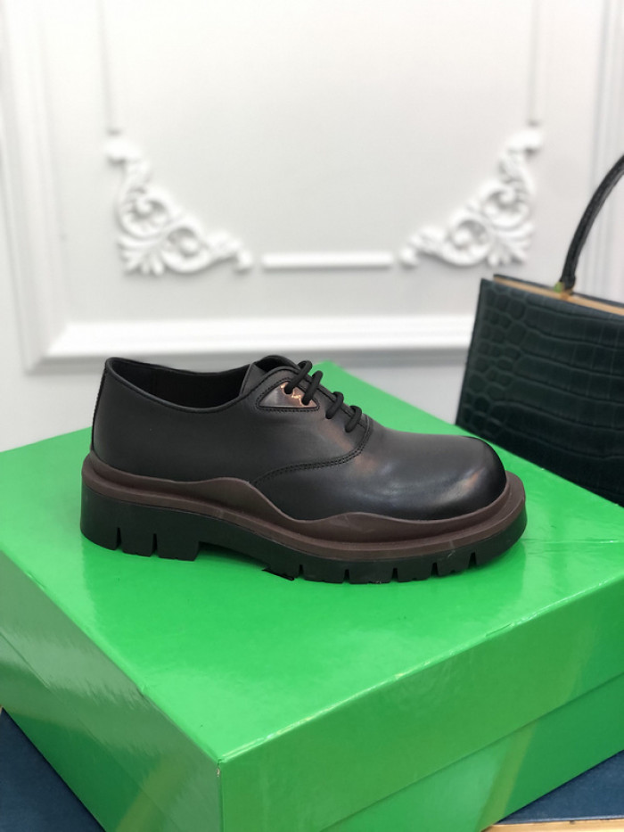 Botteg*Venta Tire Leather Ankle boots