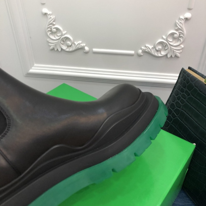 botteg*Ve*ne*ta tire leather ankle boots