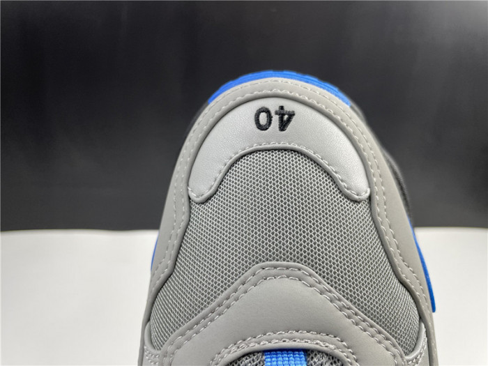 blc* triple s trainer