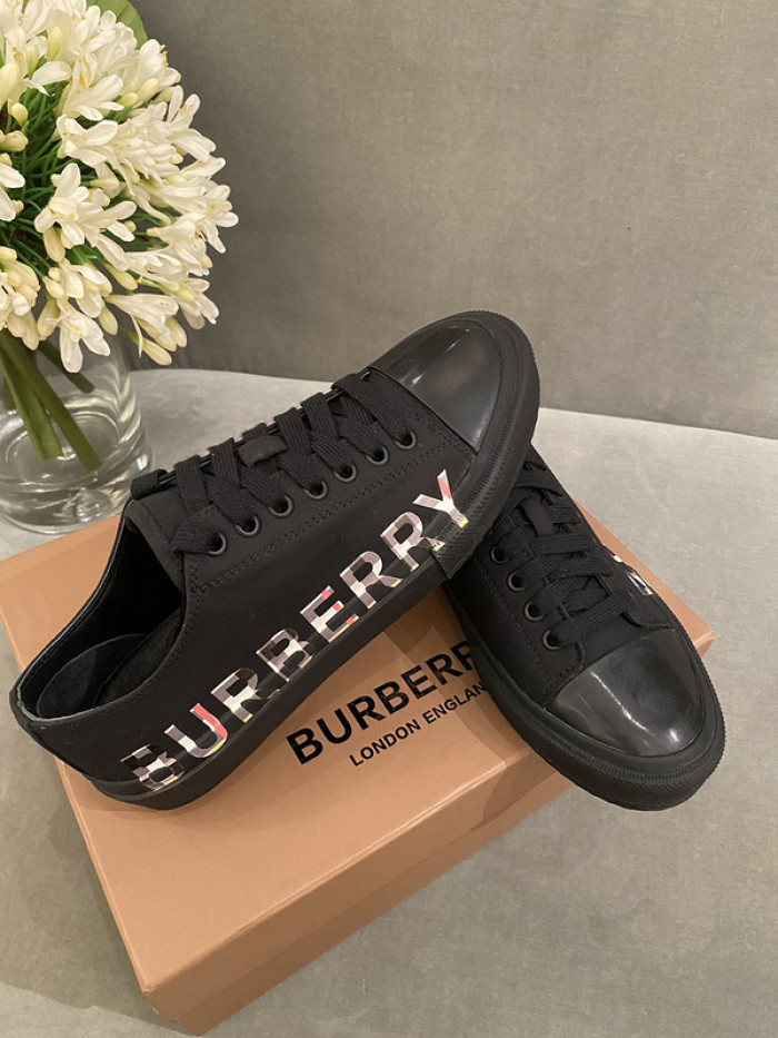 Bur*berry Vintage Check Cotton Sneakers