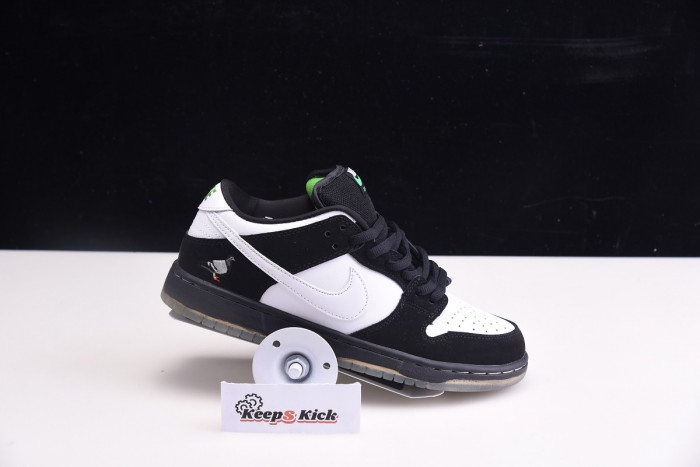 nike sb dunk low “panda pigeon” bv1310-013