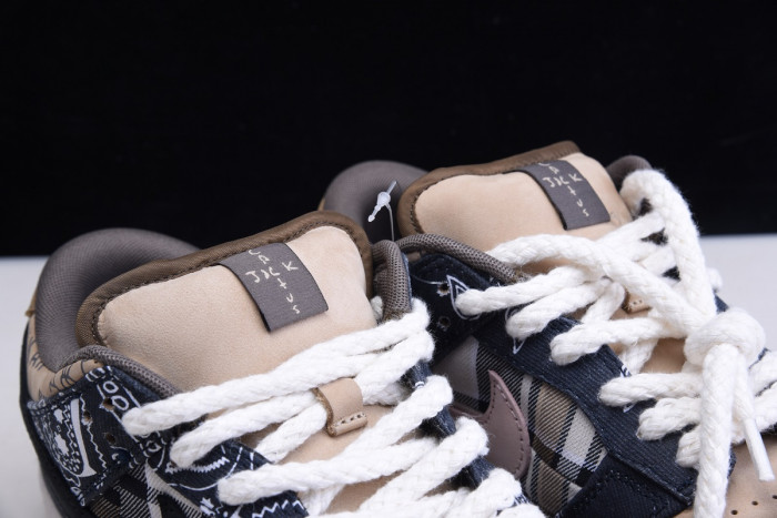 travis scott nike sb dunk low ct5053-001